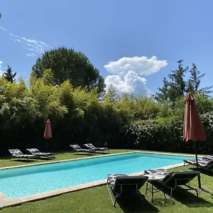 Mas La Pauline De Charme&roulotte Saint-Rémy-de-Provence